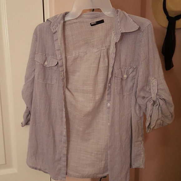 Blue & white pinstriped bdg lightweight button up