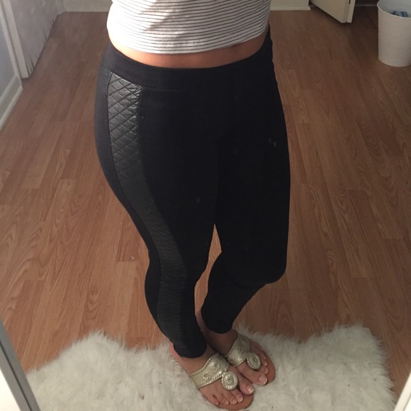 Black leggings