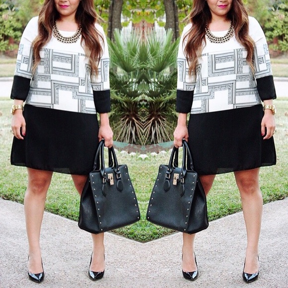 Black and white dress with necklace