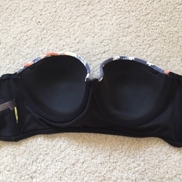 Bandeau swimsuit top - Picture 3 of 3