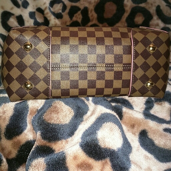 SOLD - Picture 3 of 4