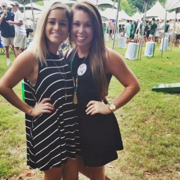 Meet your Posher, Carrie - Picture 1 of 1