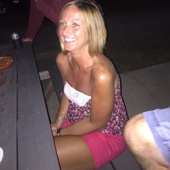 Meet your Posher, Jennifer - Picture 1 of 1
