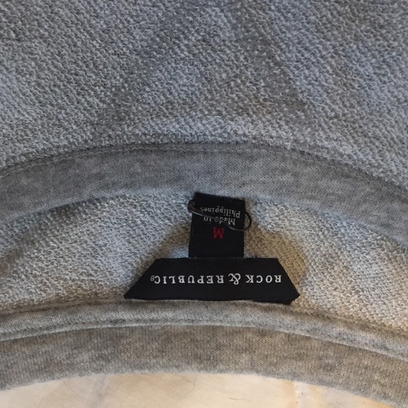 Rock & Republic sleeveless top - Picture 2 of 3