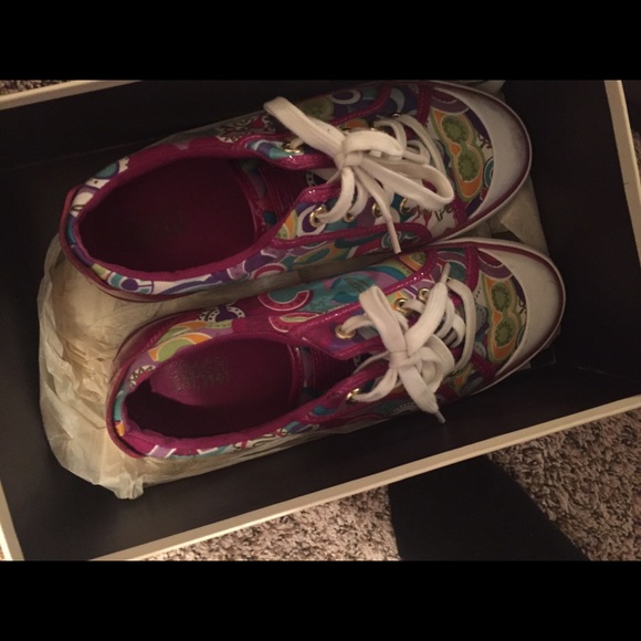 Shoes - Picture 1 of 1