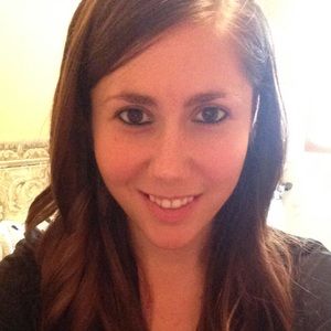 Meet your Posher, Joanie