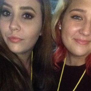 Meet your Posher, Hosanna