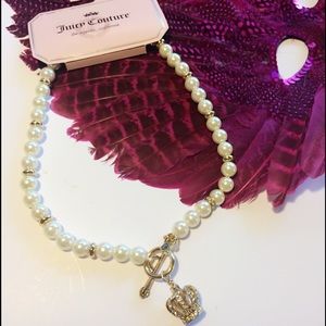 NWOT JUICY COUTURE PEARL necklace