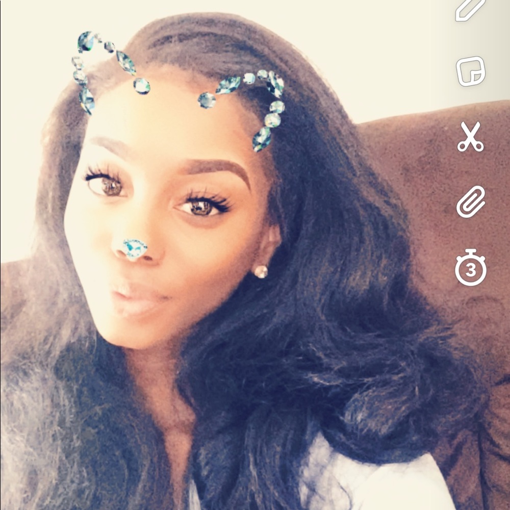 Meet your Posher, Asha