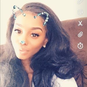 Meet your Posher, Asha