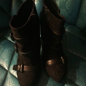 Black strap booties!!