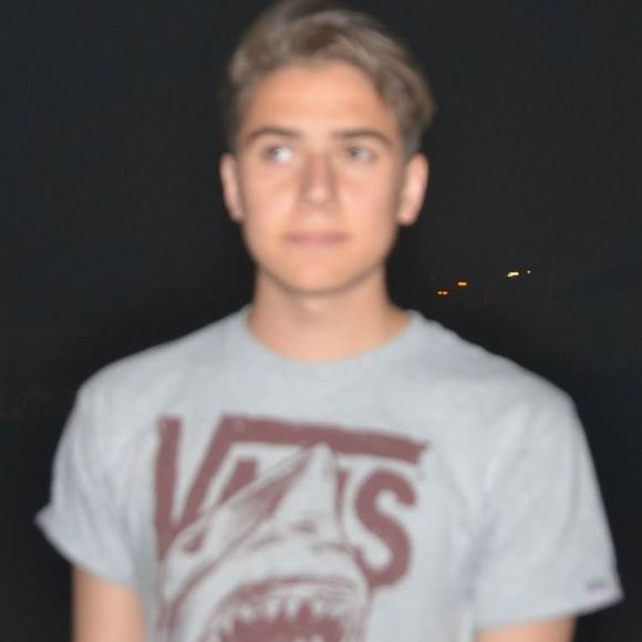 Meet your Posher, Marc