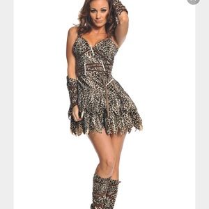 Clubbin Cave Woman costume