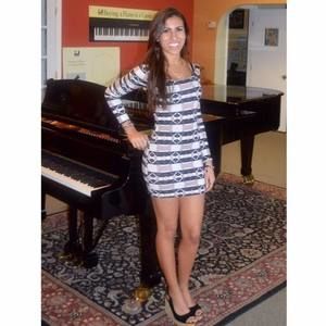 Meet your Posher, Ava