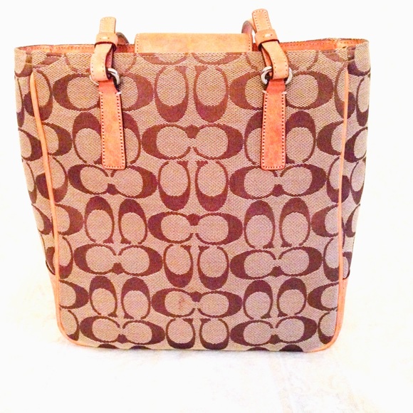 Coach Signature Bag - Picture 2 of 7