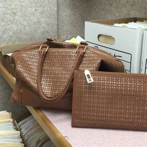 Meet your Posher, Dawn