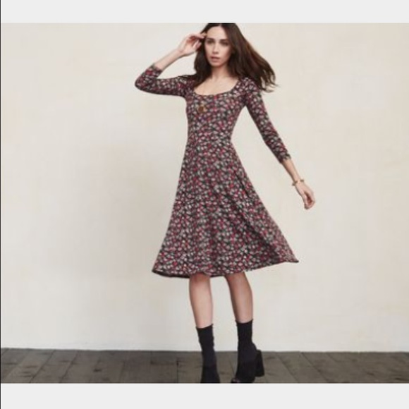 🍾HP🍾 4/11! REFORMATION swingy midi dress - NWOT! - Picture 2 of 2