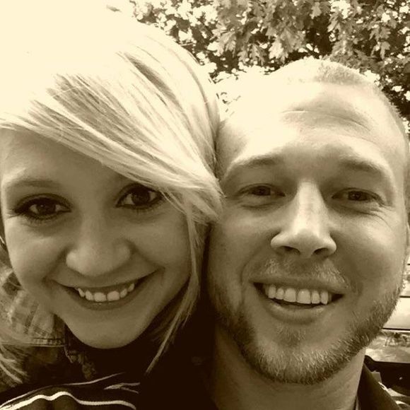 Meet your Posher, Amanda - Picture 1 of 1