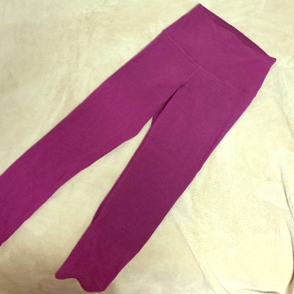 lululemon wunder under crop legging size 4