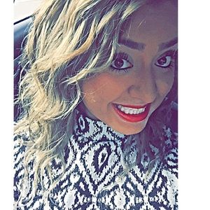 Meet your Posher, Jess