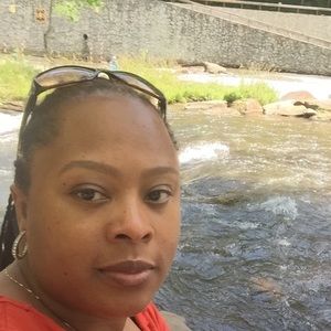 Meet your Posher, Tracy