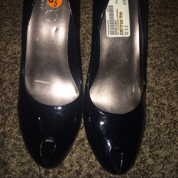 BCBG Paris Collection, Peak-toe Heels