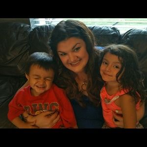 Meet your Posher, Lisett