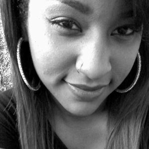 Meet your Posher, Ayanna