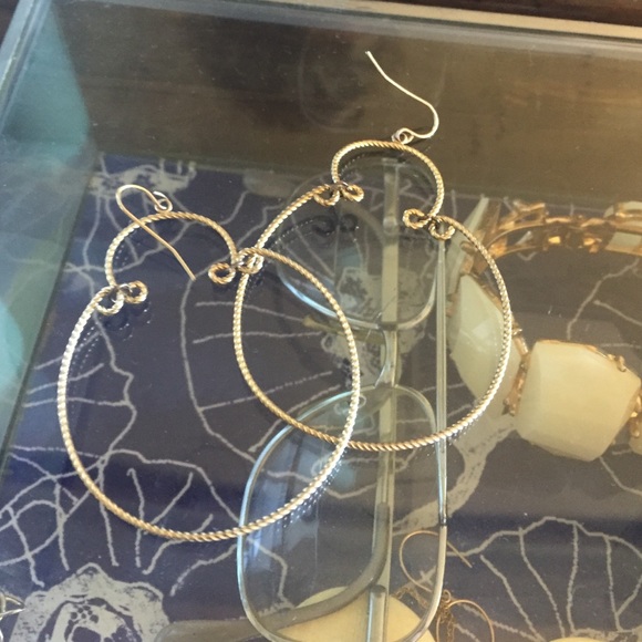 Jewelry - Anthropologie gold tone wire earrings