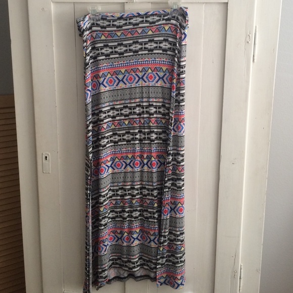 Aztec maxi skirt!