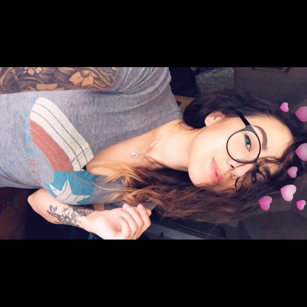 Meet your Posher, Cristal