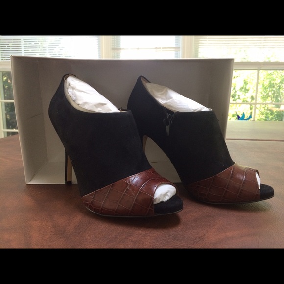 Ann Taylor Shoes - Ann Taylor Sasha Suede/Leather Peeptoe Sz 8.5 NIB