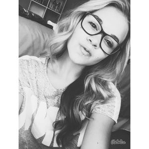 Meet your Posher, Maddy