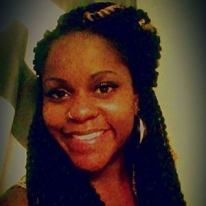 Meet your Posher, Brittney