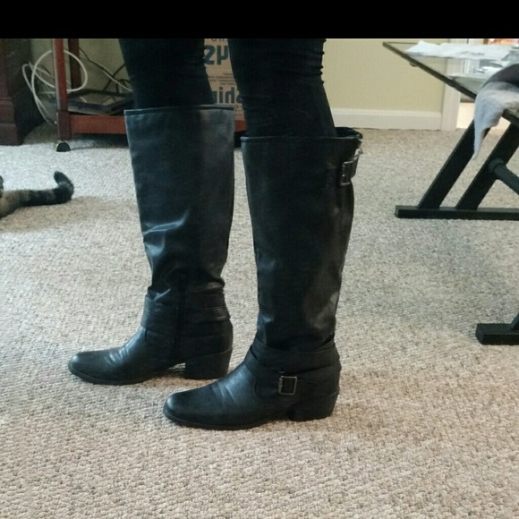 Black knee high boots