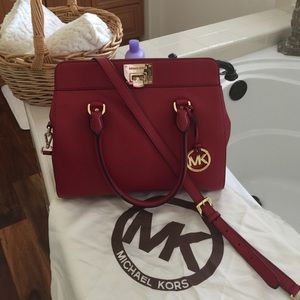 Beautiful Michael Kors red hand bag