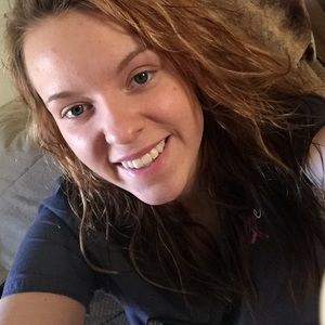 Meet your Posher, Joni