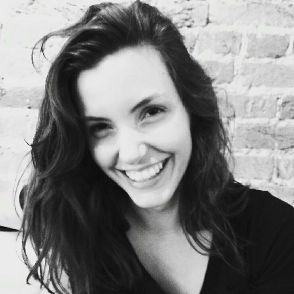 Meet your Posher, Sarah - Picture 1 of 1