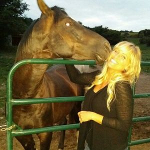 Meet your Posher, Jillian