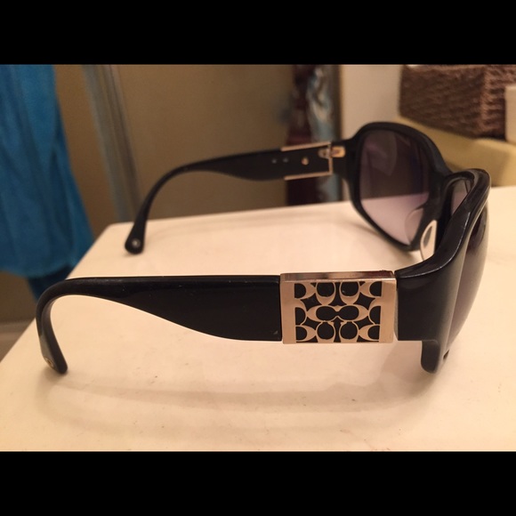 SOLD!!!   Authentic Coach sunnies! - Picture 3 of 4