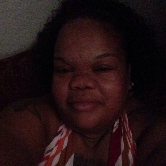 Meet your Posher, Bianca - Picture 1 of 1