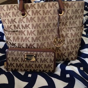 Michael Kors purse and wallet