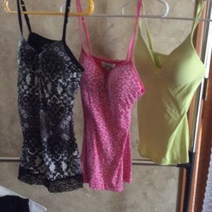 Tanks with build in bra