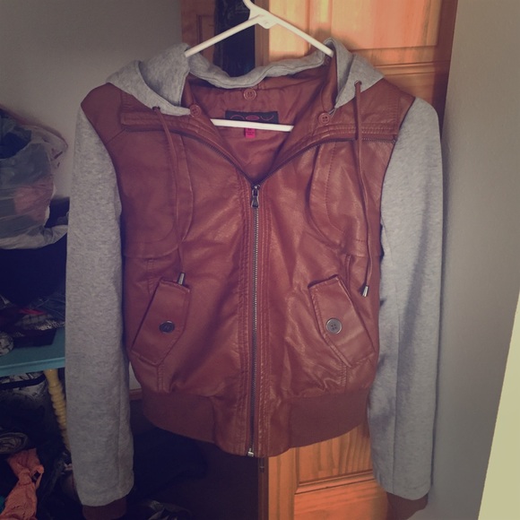 Jackets & Blazers - cute little jacket that I've worn only once!