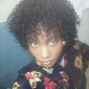 Meet your Posher, Capricd