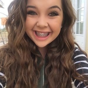 Meet your Posher, Bailey