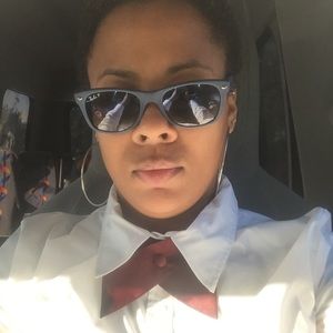 Meet your Posher, Glennis