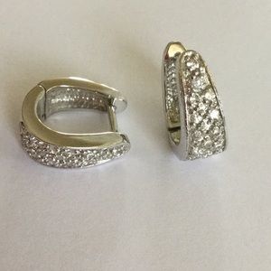 New Beautiful 925 Sterling Silver CZ Earrings