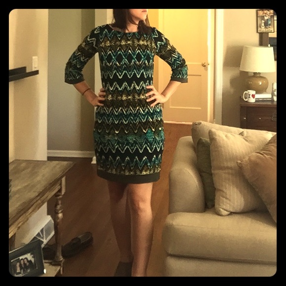 Quarter length dress - Picture 1 of 3