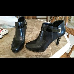 Bandolino ankle boots